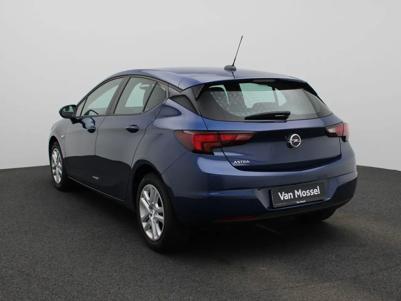 Opel Astra 1.2 Turbo 81kW S/S Edition, миниатюра 2