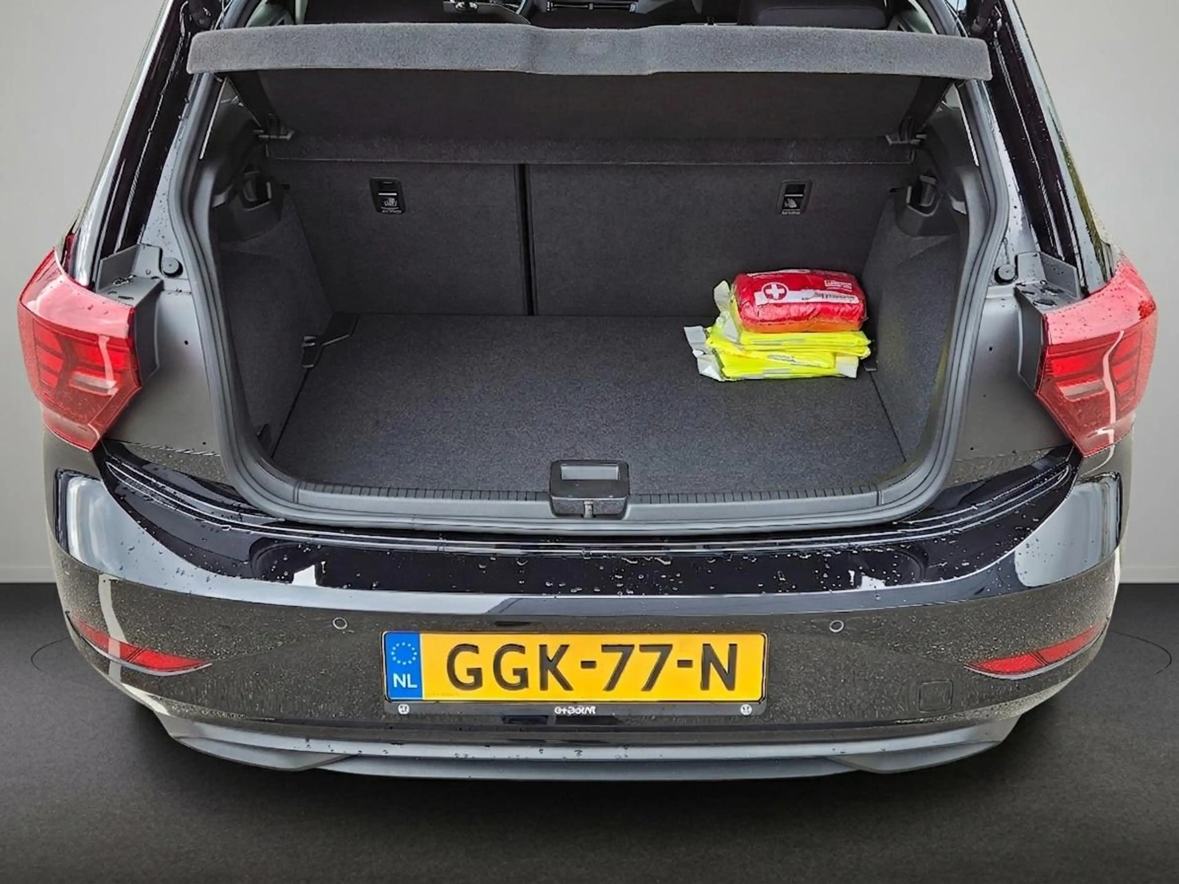 Volkswagen Polo 1.0 TSI Life Edition Automaat | Unieke kmstand! | — photo 9