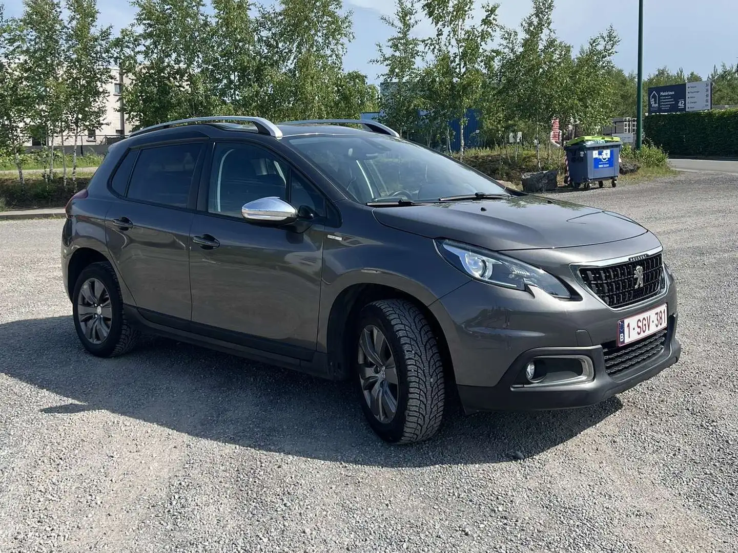 Peugeot 2008 2008 1.2i PureTech Style Grijs - 1
