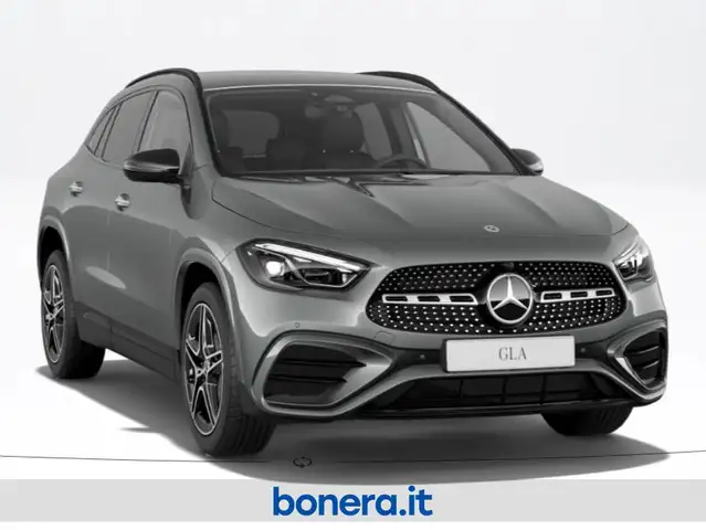 Mercedes-Benz Gla Class view 2