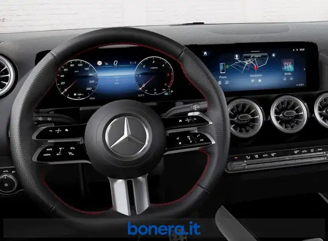 Mercedes-Benz Gla Class view 5