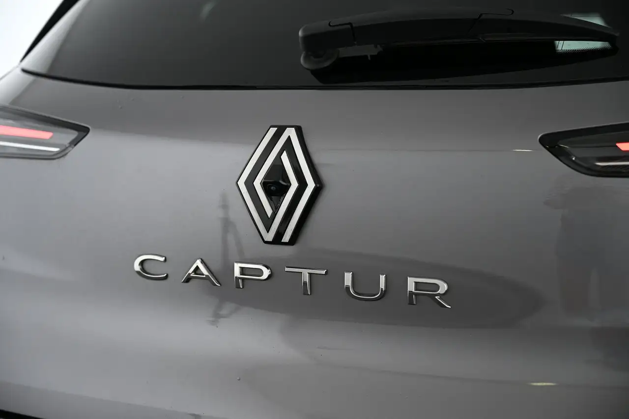 Renault Captur II 1.3 TCe 140 Mild-Hybrid Techno GPF Pickerl NEU, миниатюра 13