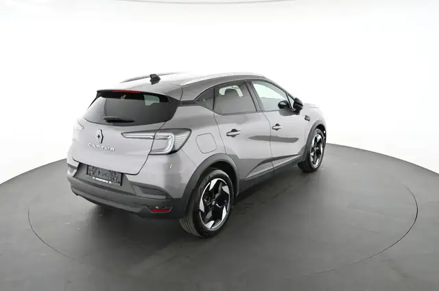 Renault Captur view 2