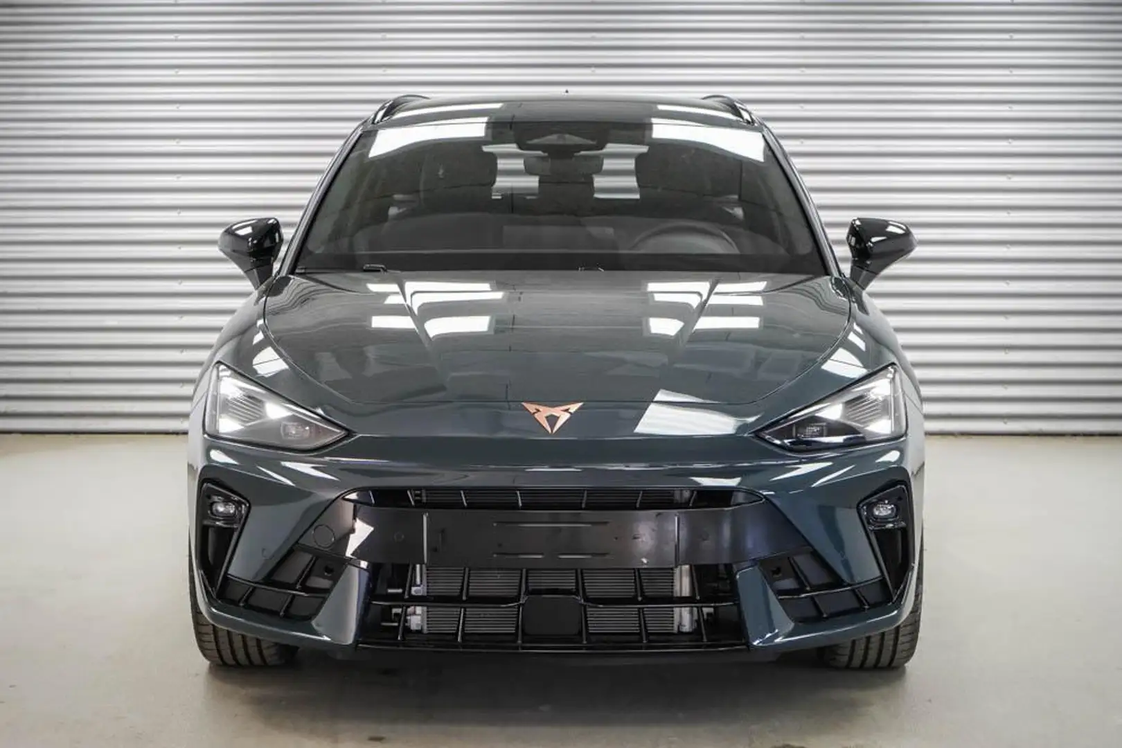 CUPRA Leon Sportstourer ST 2,0 TSI DSG 4x4 - LAGER 150 kW ... Blau - 2