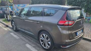 1.7 blue dci Business 120cv edc
