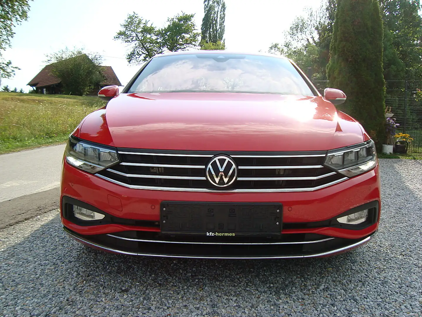 Volkswagen Passat Variant Elegance 2,0 TDI Mod 21 Topausstattung !! Rot - 2