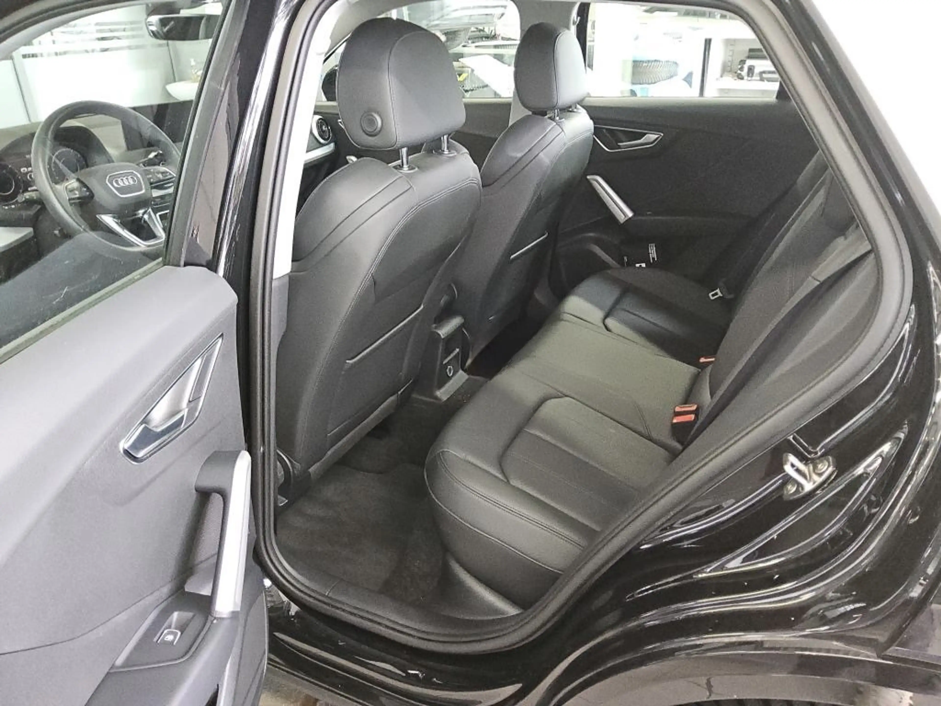 Audi Q2 35 TDI quattro S-Line *18Zoll*LEDER*Optik-Paket*KAMERA* — photo 6