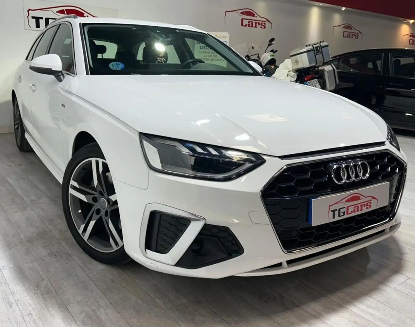 Audi A4 Avant 35 TDI Advanced S tronic 110kW Weiß - 2