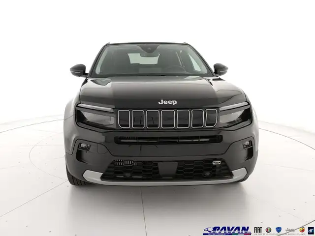 Jeep Avenger view 2