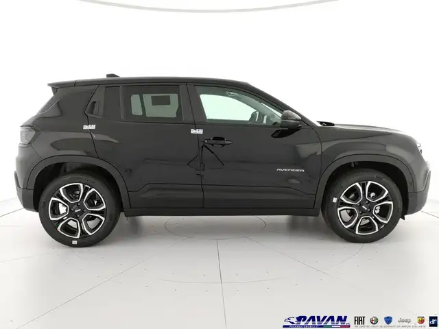 Jeep Avenger view 5