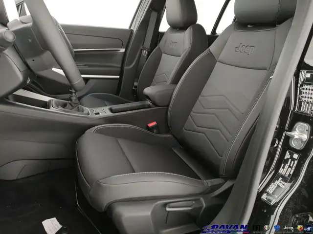 Jeep Avenger view 10
