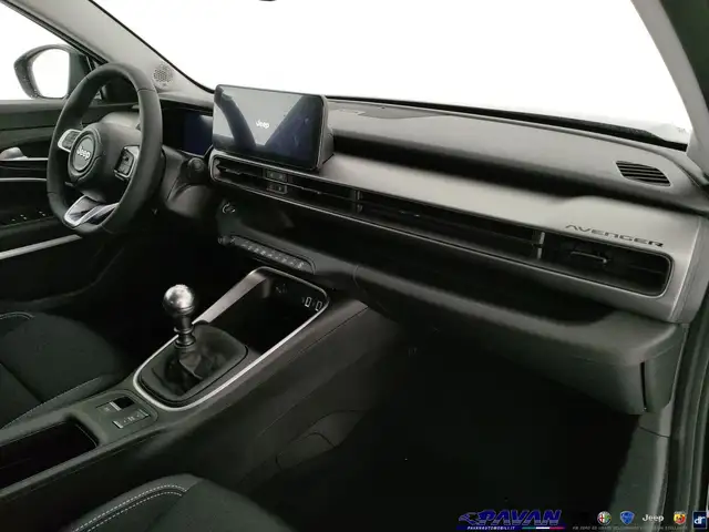 Jeep Avenger view 7