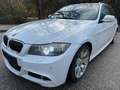 BMW 335 d Aut. M-Sport Paket PANO NAVI XENON LEDER Weiß - thumbnail 2