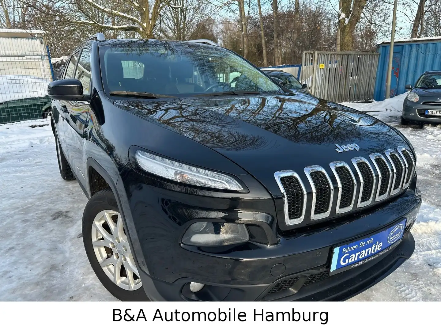 Jeep Cherokee Longitude 4WD 1 Hand+Tüv/Au Neu Schwarz - 2
