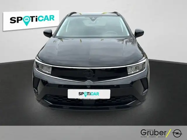 Opel Grandland view 2