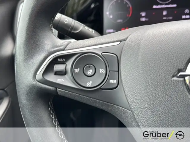 Opel Grandland view 13