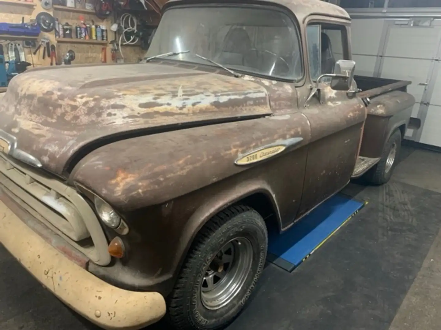 Chevrolet Task-Force 3200 Braun - 1