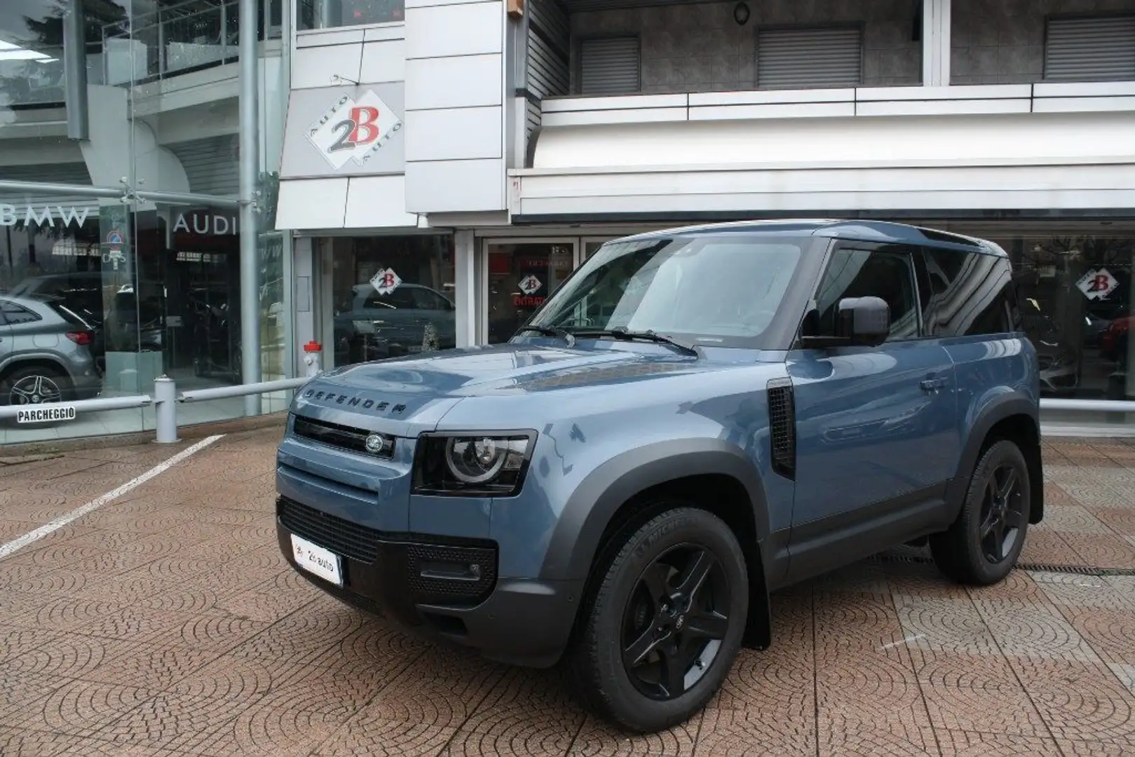 Land Rover Defender 90 3.0D I6 200 CV AWD Auto X-Dynamic SE Gris - 1