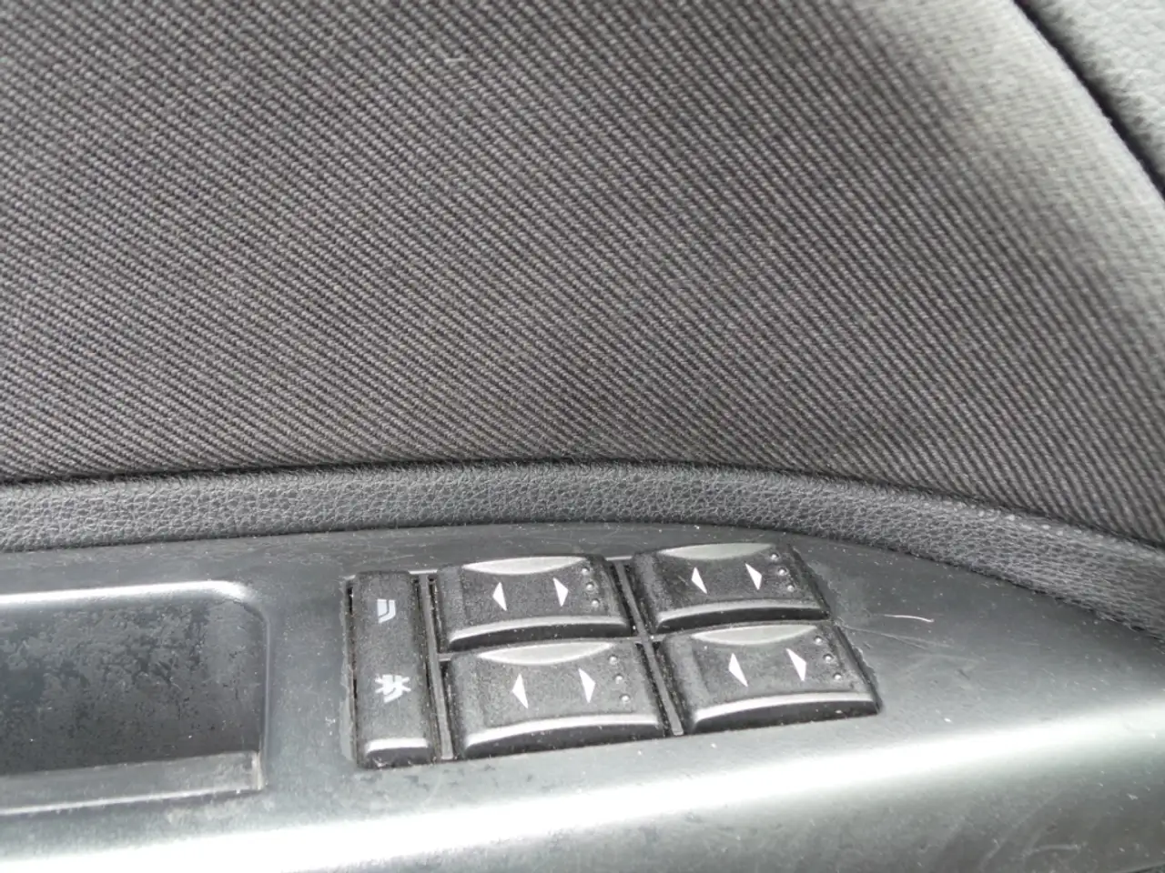 Ford Mondeo 2.0-16V Trend ( INRUIL MOGELIJK ), foto 7