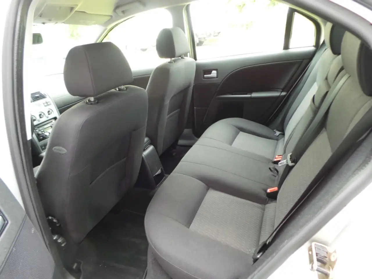 Ford Mondeo 2.0-16V Trend ( INRUIL MOGELIJK ), foto 6