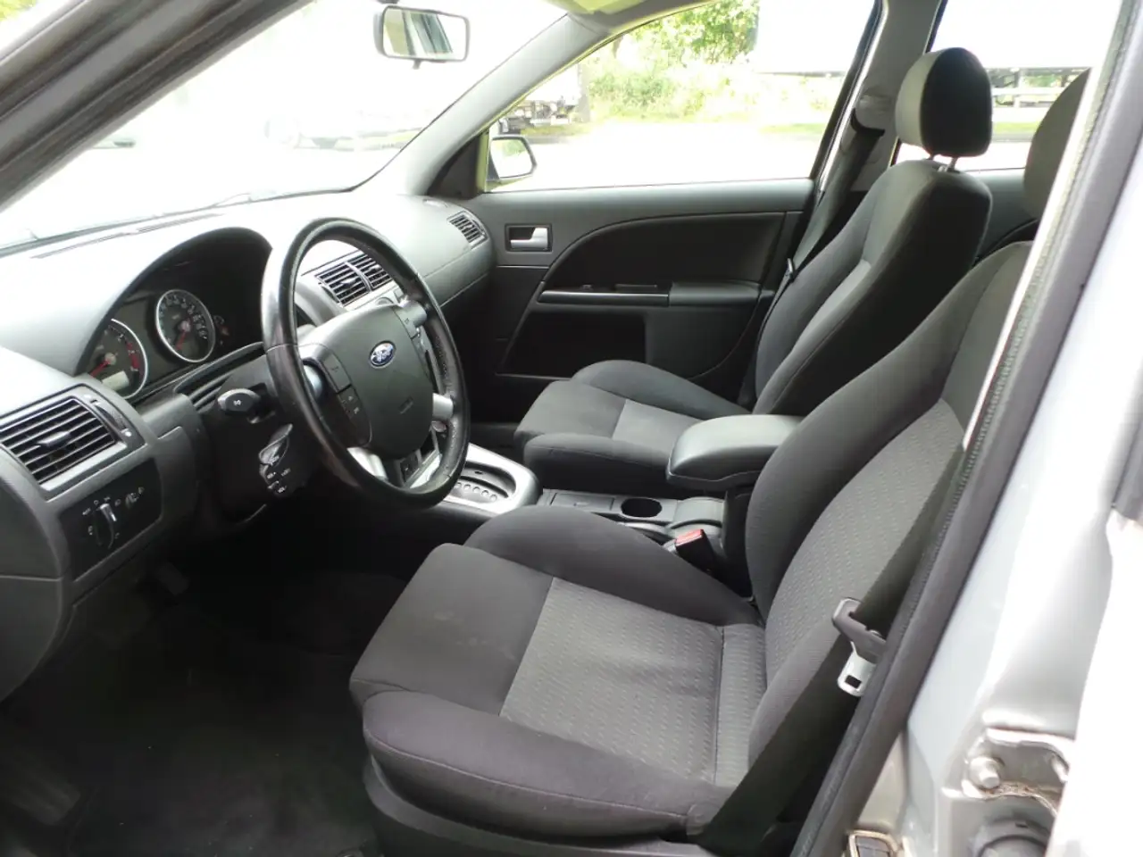 Ford Mondeo 2.0-16V Trend ( INRUIL MOGELIJK ), foto 9