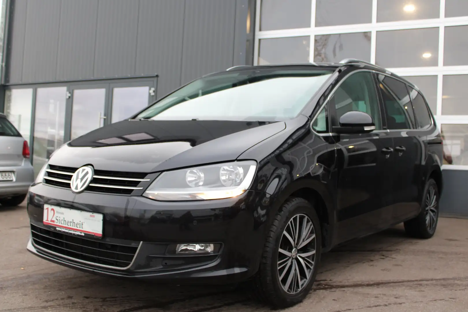 Volkswagen Sharan Comfortline BMT/Start-Stopp +Navigation+Kamera Schwarz - 1