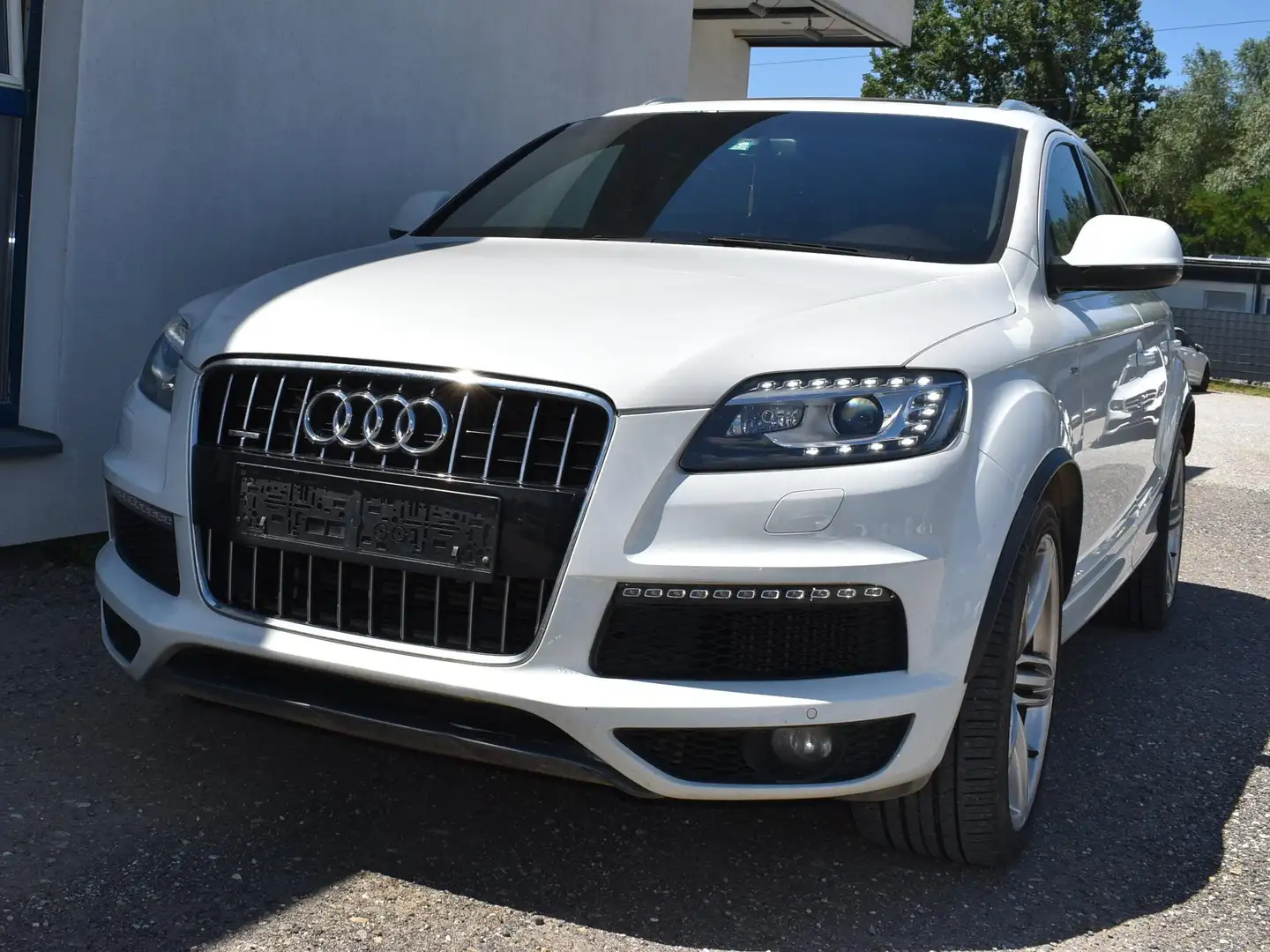 Audi Q7 3.0 TDI quattro (180kW) Weiß - 1