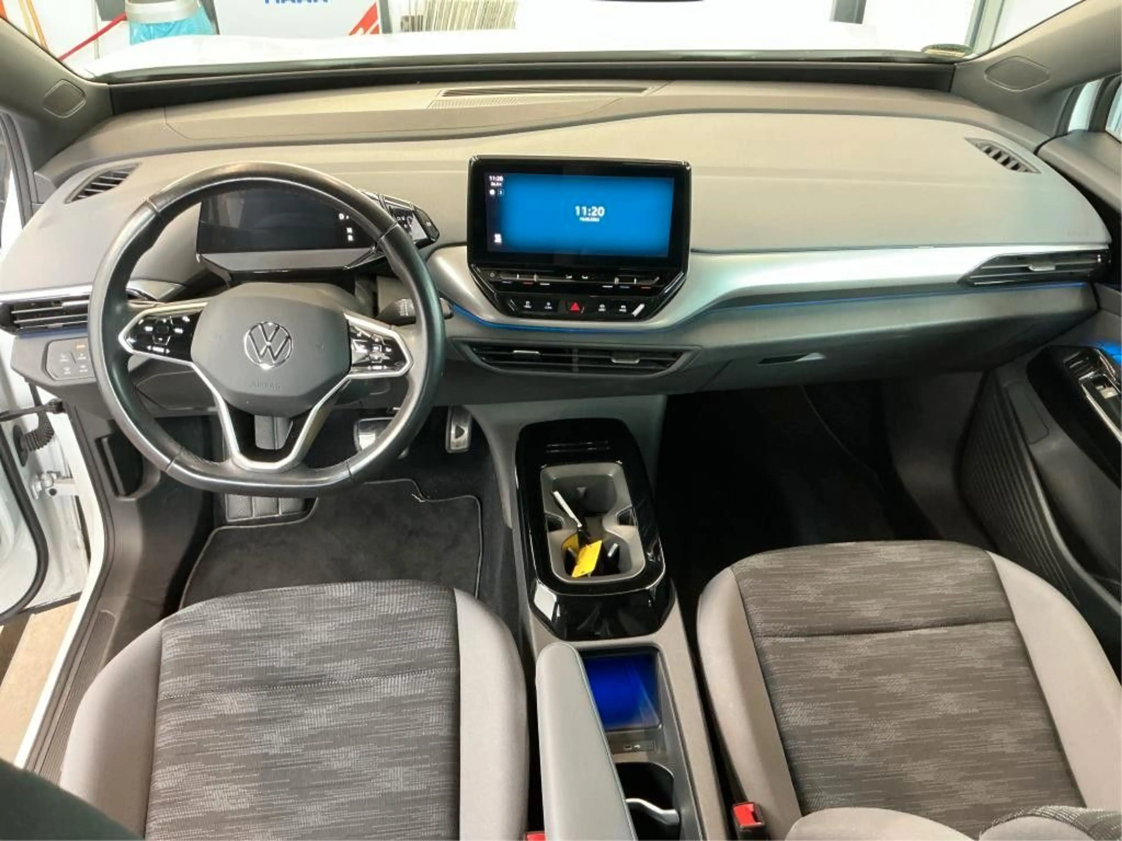Volkswagen ID.4 Pro 195 kW 4M/MATRIX/AHK/R-KAMERA/SHZ/NAVI — photo 6