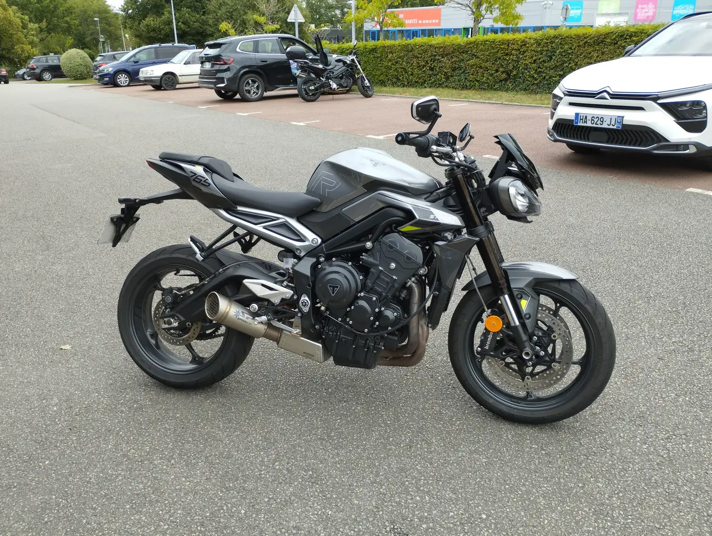 Triumph Street Triple 765 Gris - 1