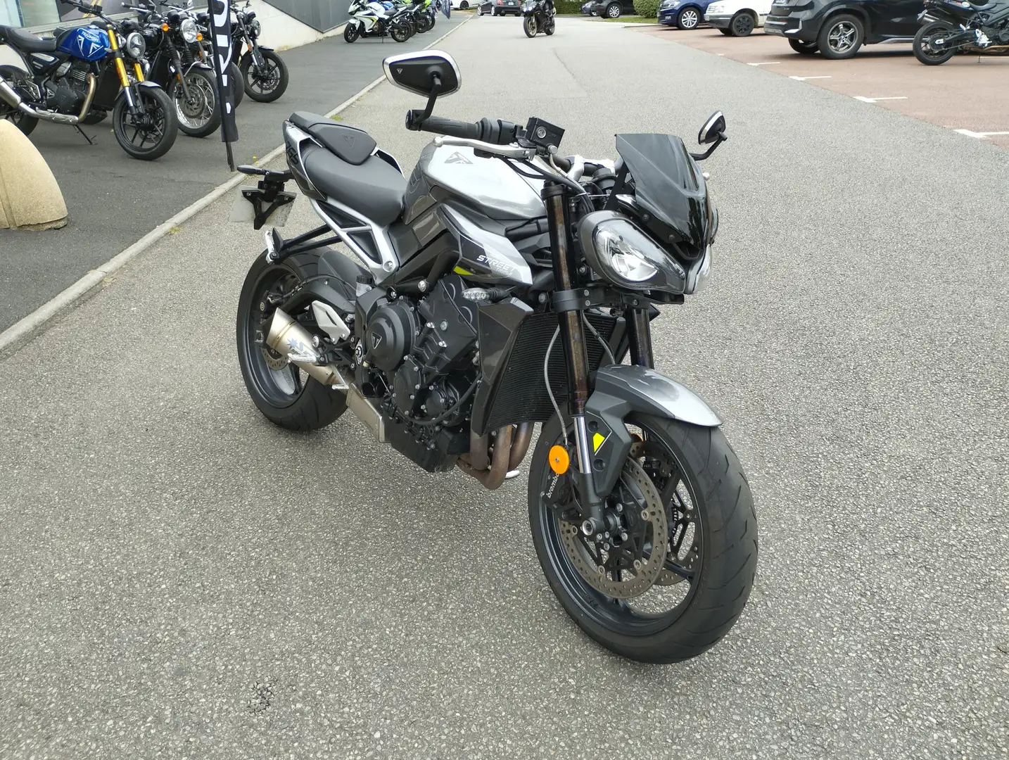 Triumph Street Triple 765 Gris - 2