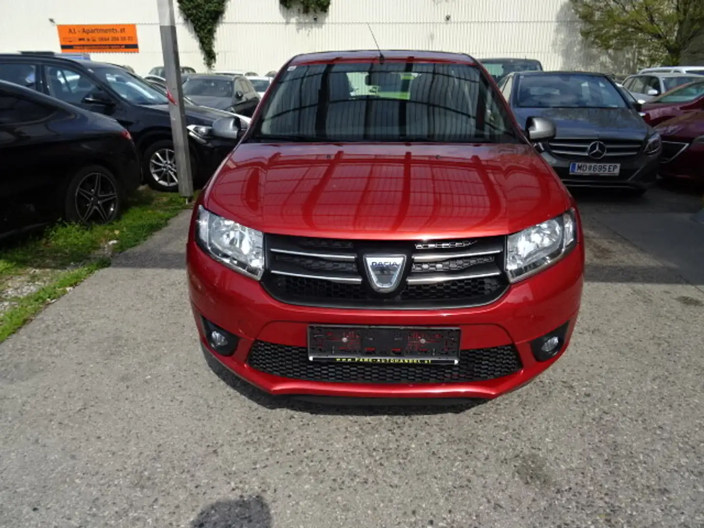 Dacia Sandero Ambiance TCe 90 S&S Rot - 1