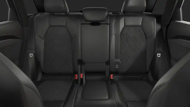 Audi Q5 view 10