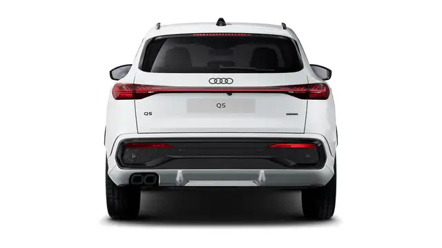 Audi Q5 view 4