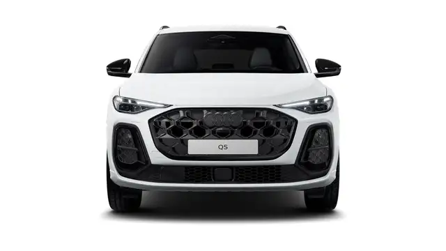 Audi Q5 view 5