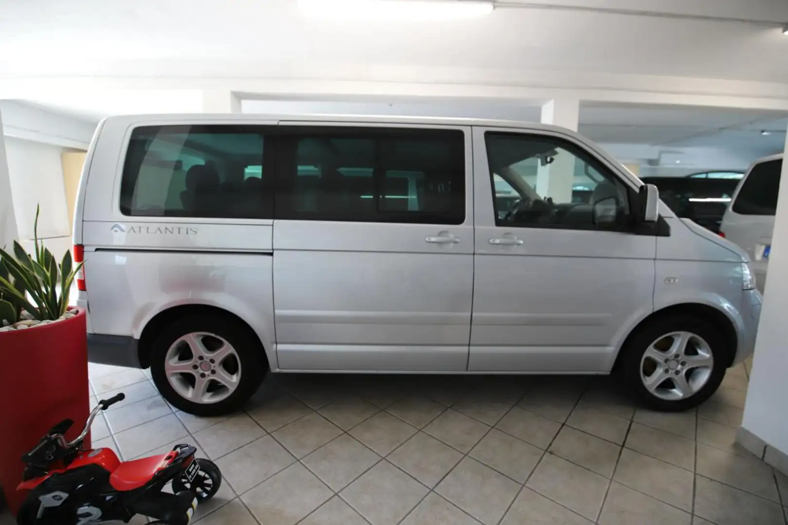 Volkswagen T5 Multivan T5 2.5 tdi 174cv Argento - 1
