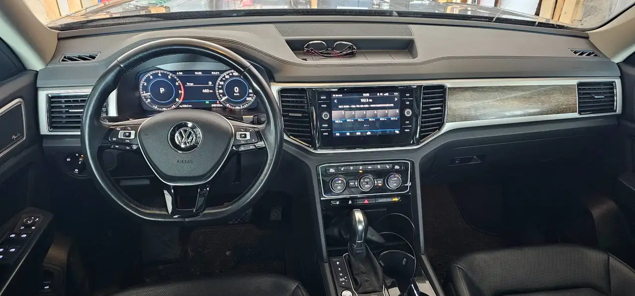 Volkswagen Atlas снимка Volkswagen Atlas