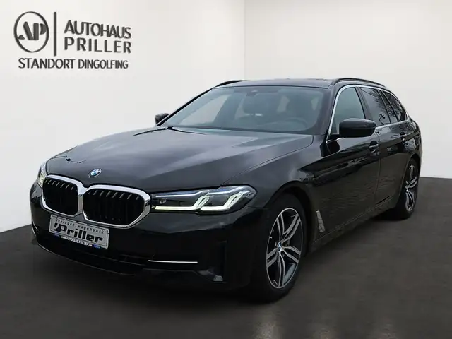 BMW 530 i Touring xDrive/NAVI/Laser/DAB/Apple/HUD/18"