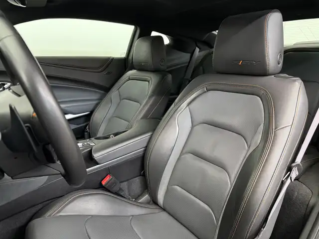 Chevrolet Camaro view 7