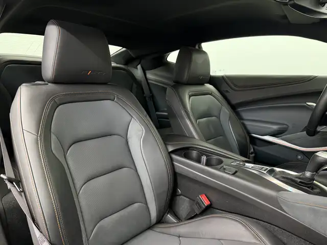 Chevrolet Camaro view 13