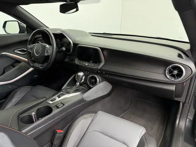 Chevrolet Camaro view 15