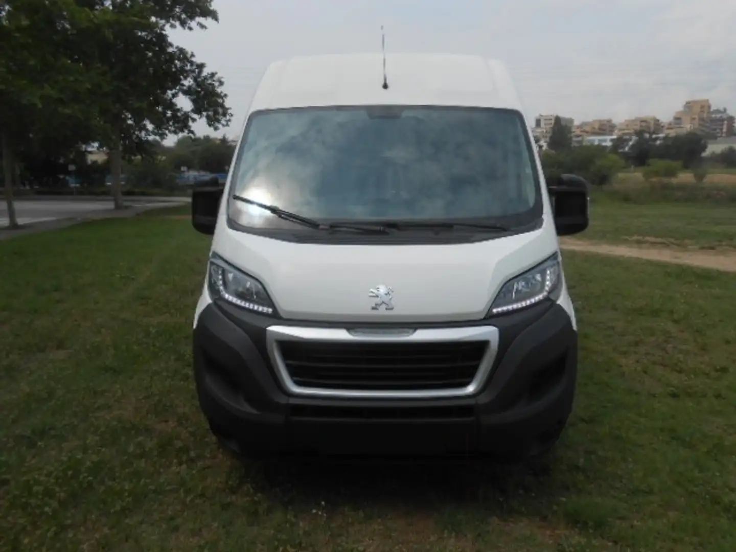Peugeot Boxer Furgón 2.2BlueHDI 435 L3H2 S&S 165 Blanco - 2