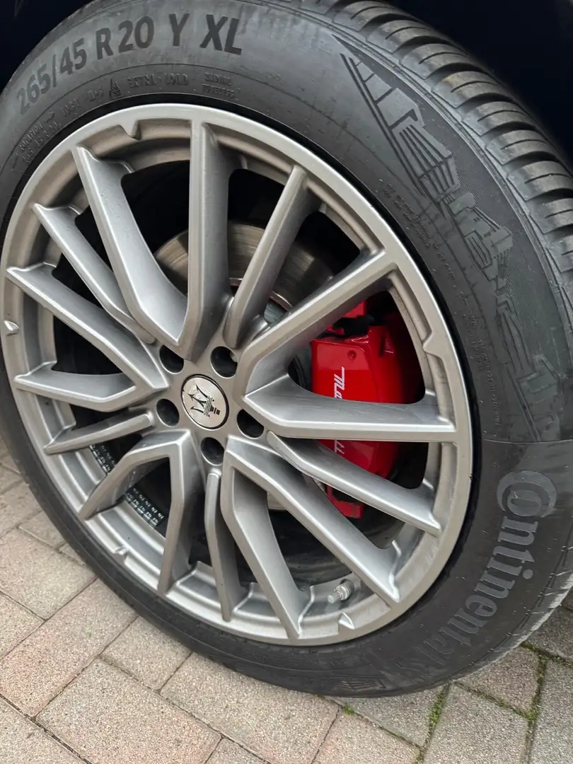 Maserati Levante 3.0 V6 Gransport Nerissimo 250cv auto - 2