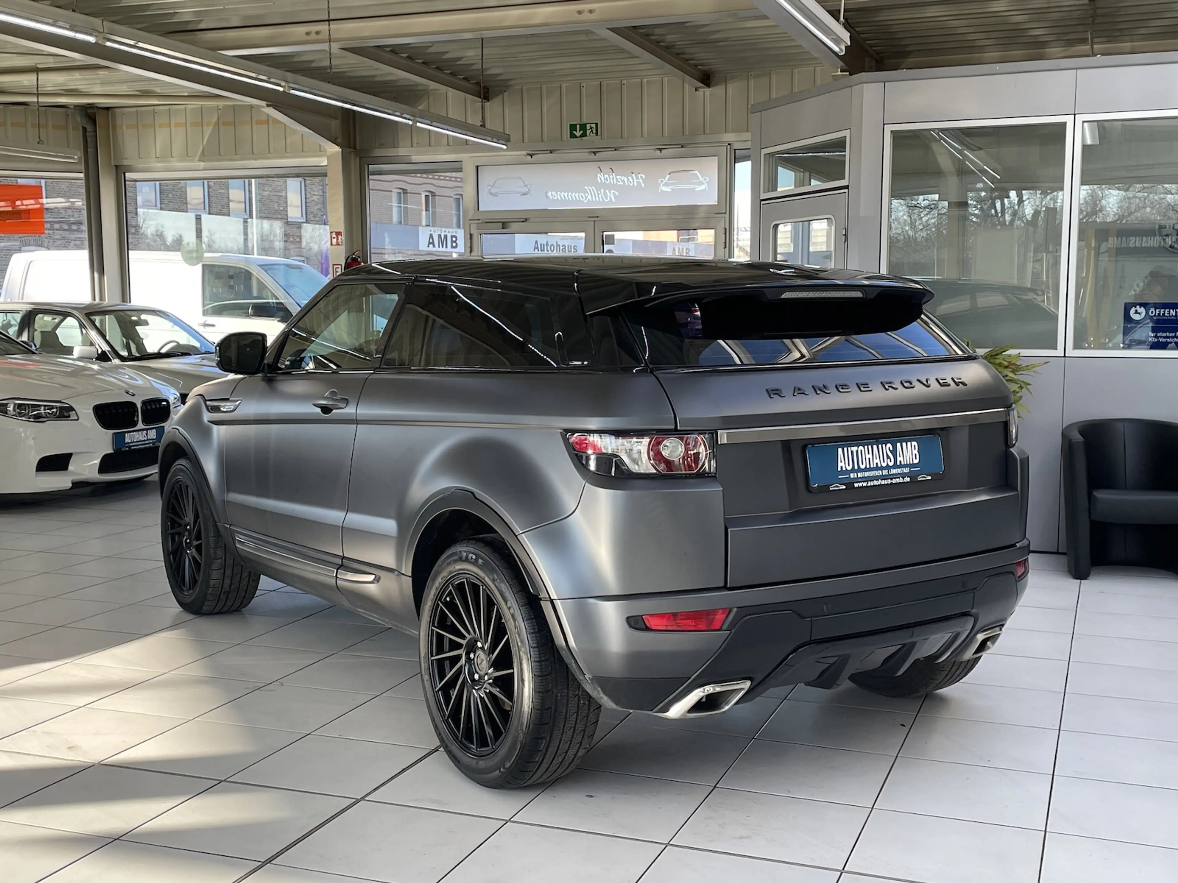 Land Rover Range Rover Evoque Pure Leder Navi Pano Kamera — photo 4
