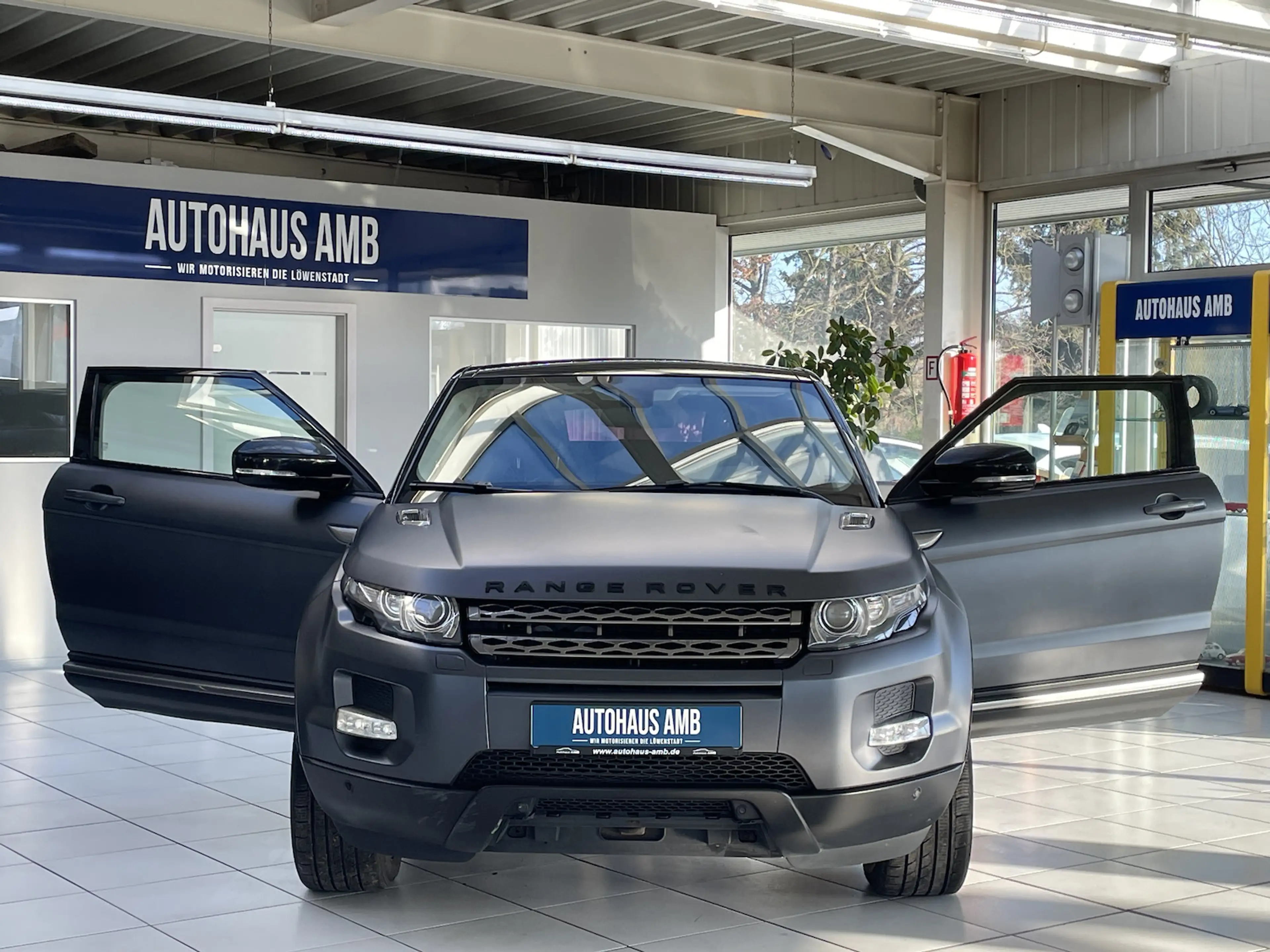 Land Rover Range Rover Evoque Pure Leder Navi Pano Kamera — photo 8