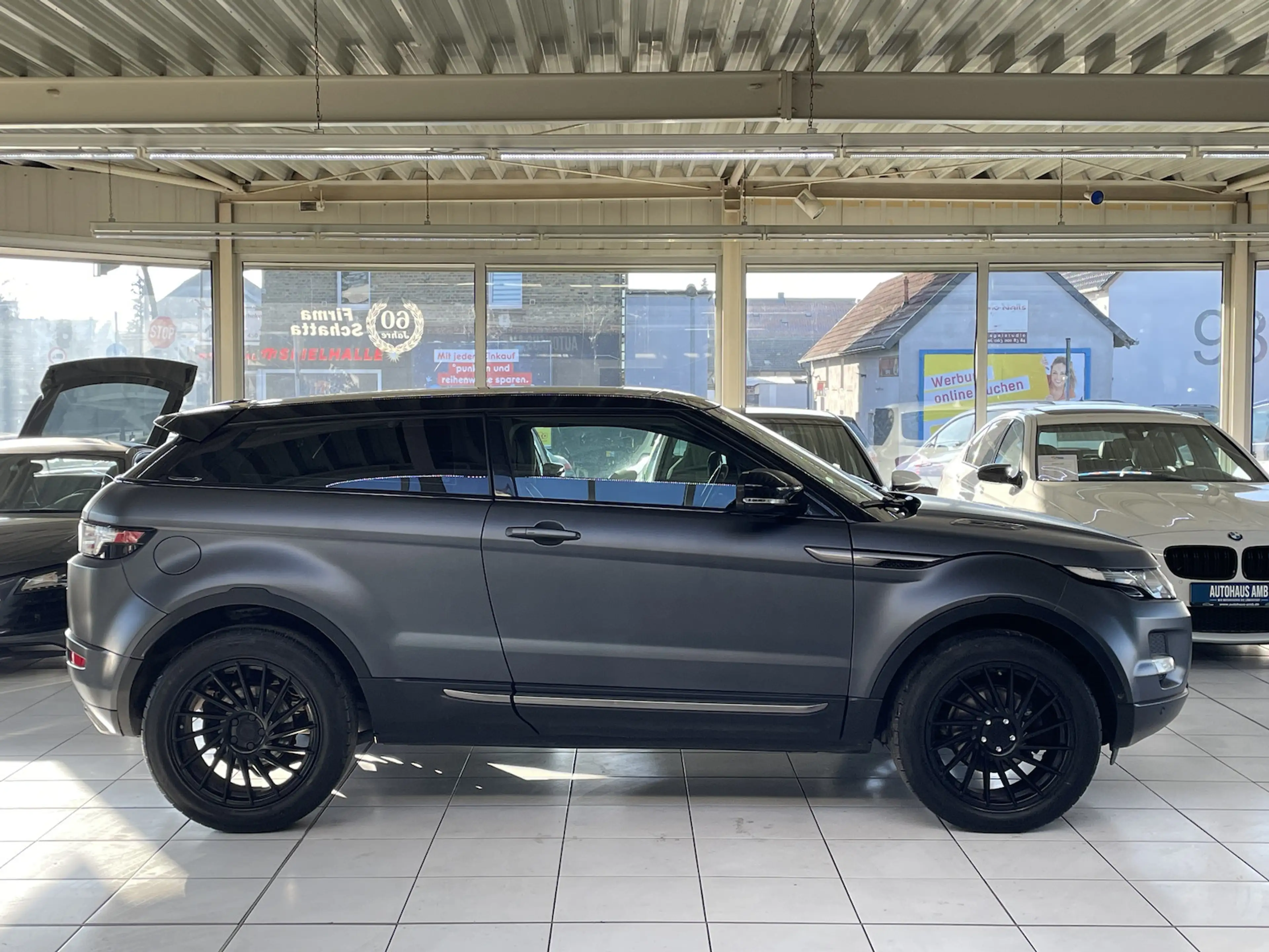 Land Rover Range Rover Evoque Pure Leder Navi Pano Kamera — photo 6
