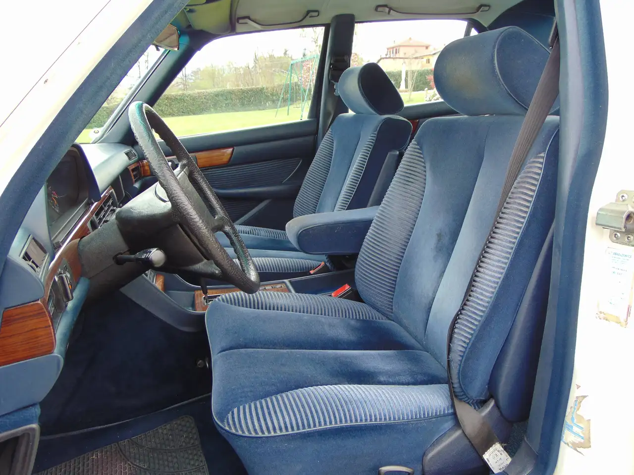 Mercedes-Benz S 280 SE, foto 4