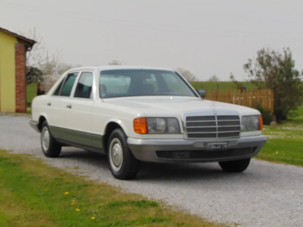 Mercedes-Benz S 280 SE, foto 1