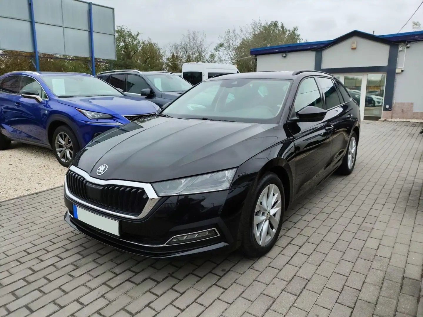 Skoda Octavia Combi 1.5TSI e-Tec STZH ISOFIX LED TEMPO Noir - 2