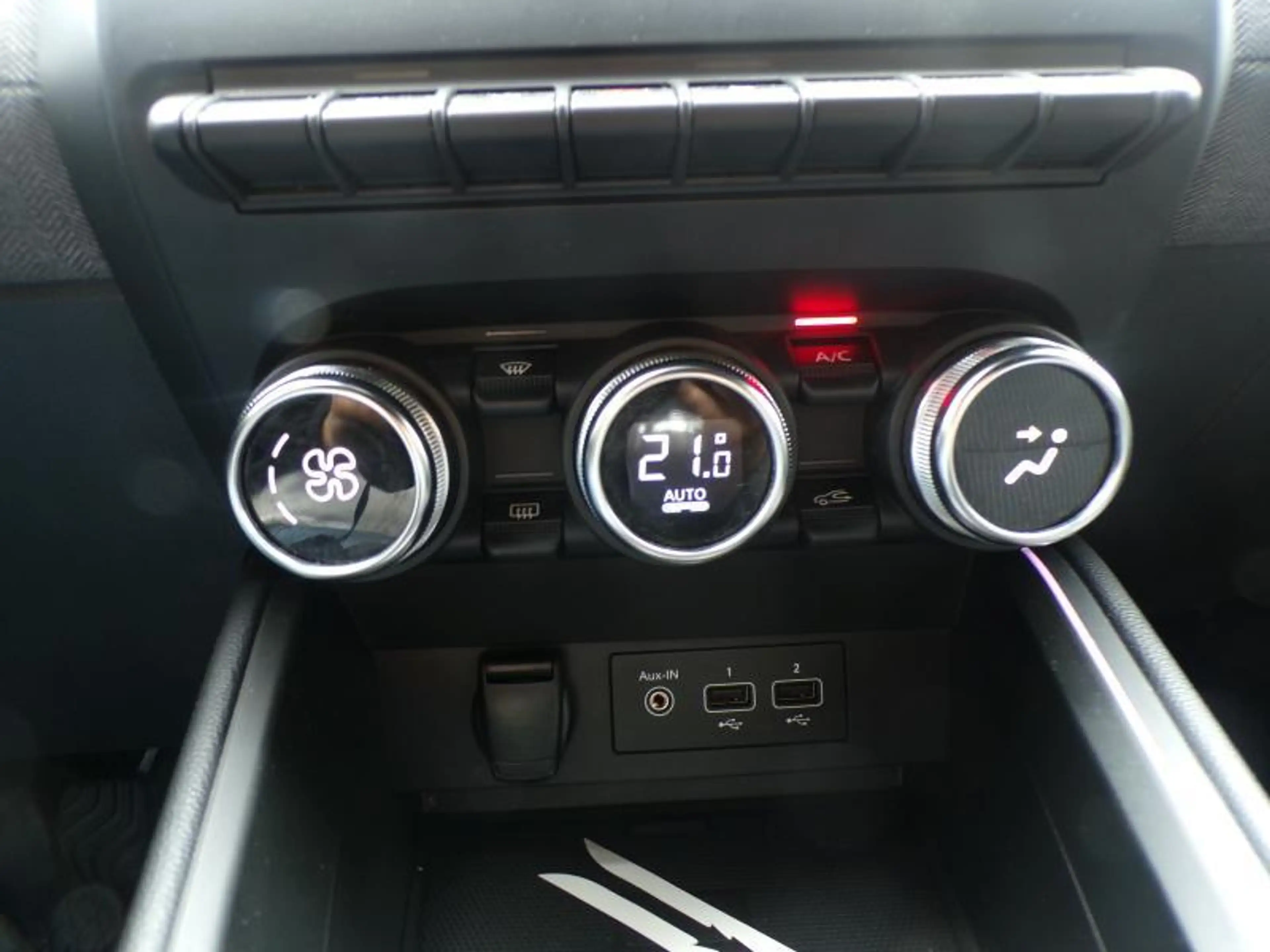 Renault Clio 1.0 Tce 91cv noir 02/22 26891km Airco GPS Camera — photo 12