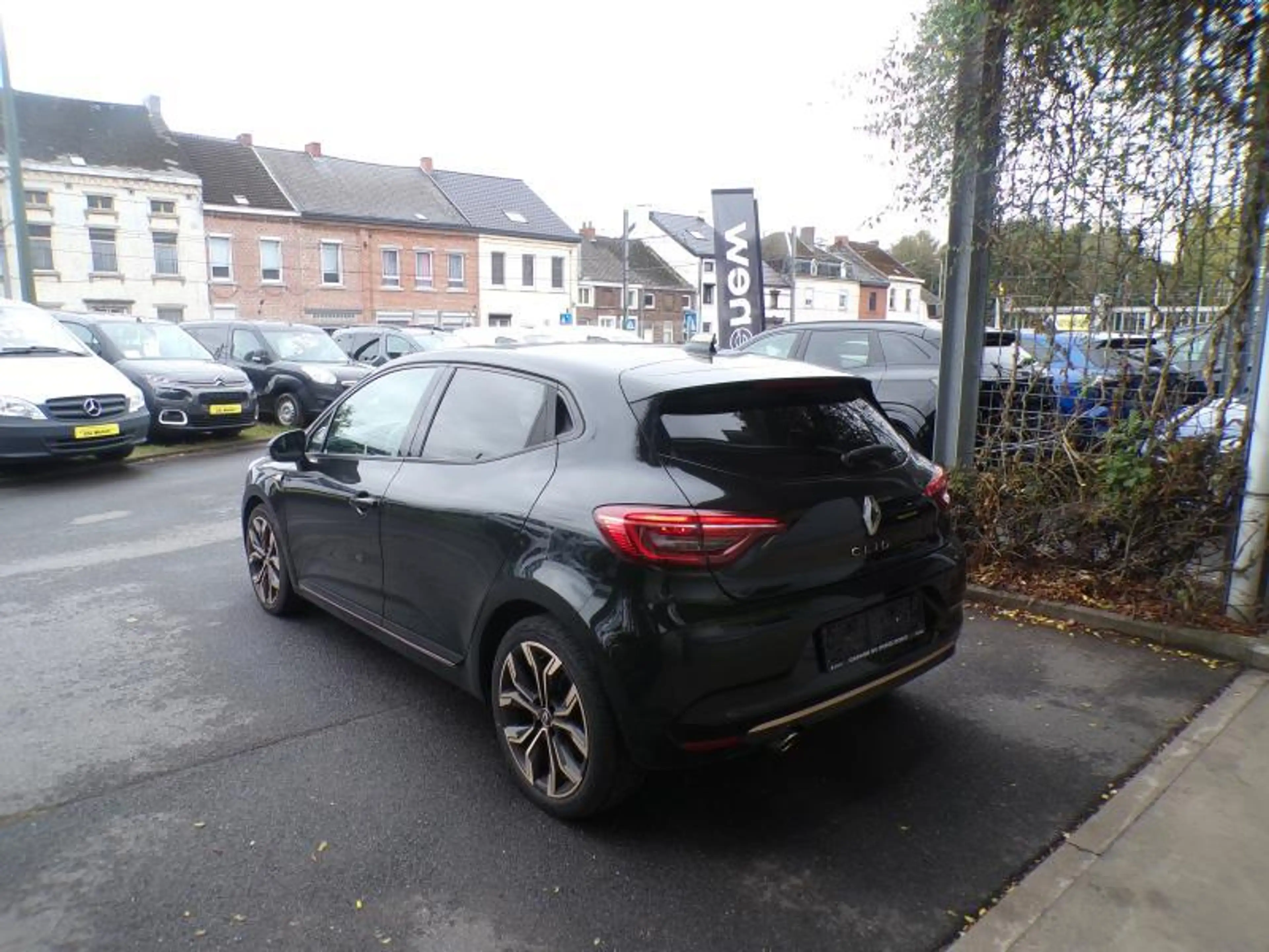 Renault Clio 1.0 Tce 91cv noir 02/22 26891km Airco GPS Camera — photo 6